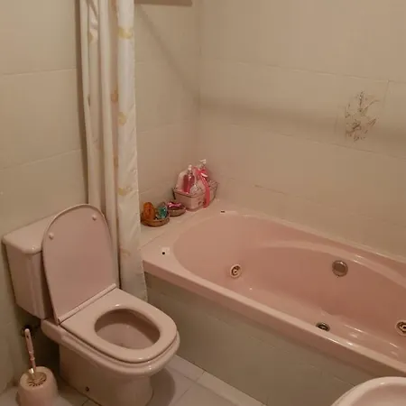 아파트 Apartamento Numero 8 *